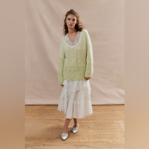 Kimchi Blue Priscilla Fuzzy Pullover Sweater - Picture 4 of 12